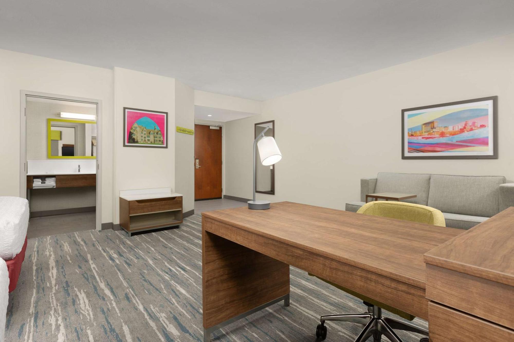 Hampton Inn & Suites Durham University Medical Center Екстер'єр фото