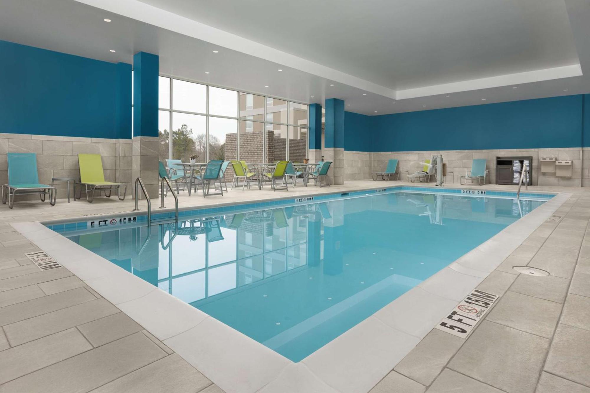 Hampton Inn & Suites Durham University Medical Center Екстер'єр фото