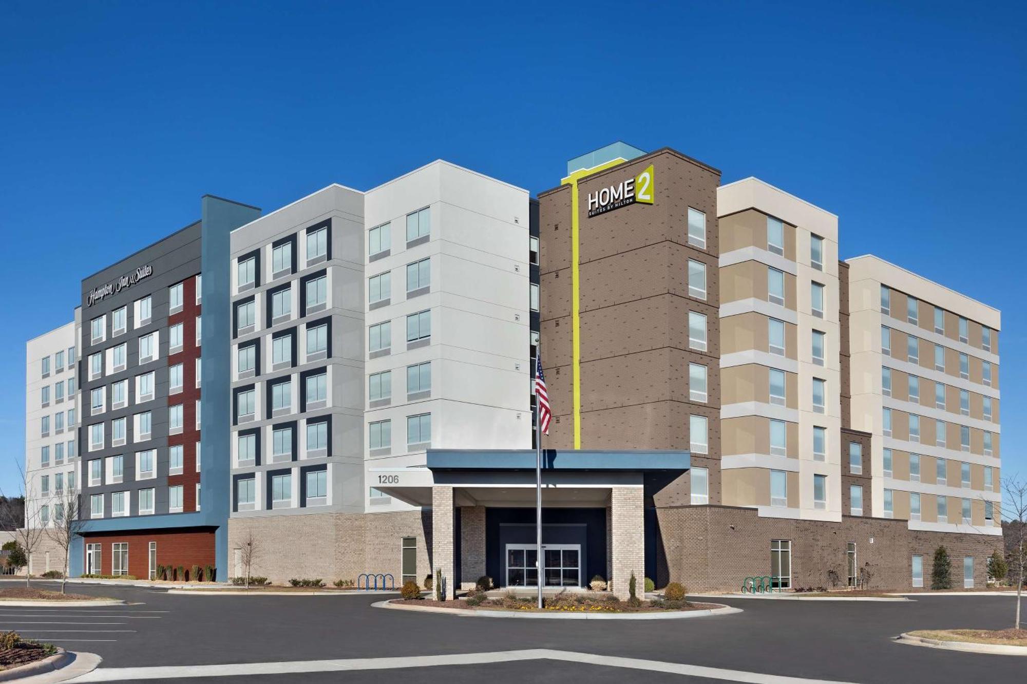 Hampton Inn & Suites Durham University Medical Center Екстер'єр фото